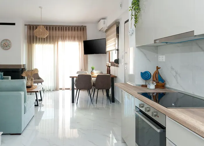 Dream Holidays * Nikiti (Sithonia)