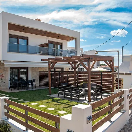 Villa Tomy's 2 Dream 3 Bedrooms Nikiti (Sithonia)