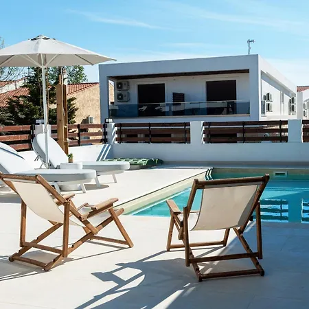 Dream Holidays * Nikiti (Sithonia)